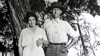 Kenya articoli più letti. Denys Finch Hatton con Karen Blixen (1922)